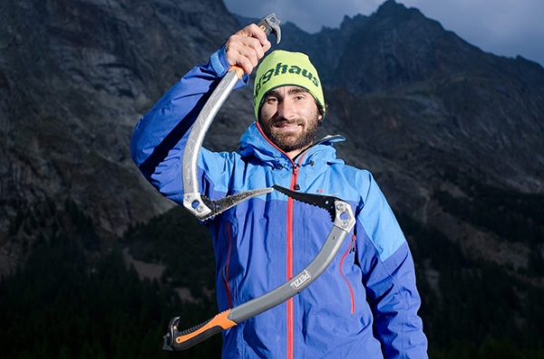 "Vertical Moments" - Presentation by Ruslan Vakrilov on extreme photography.